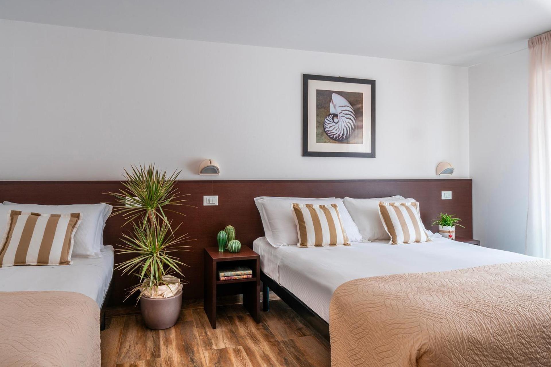 Hotel Carmen Riccione Buitenkant foto