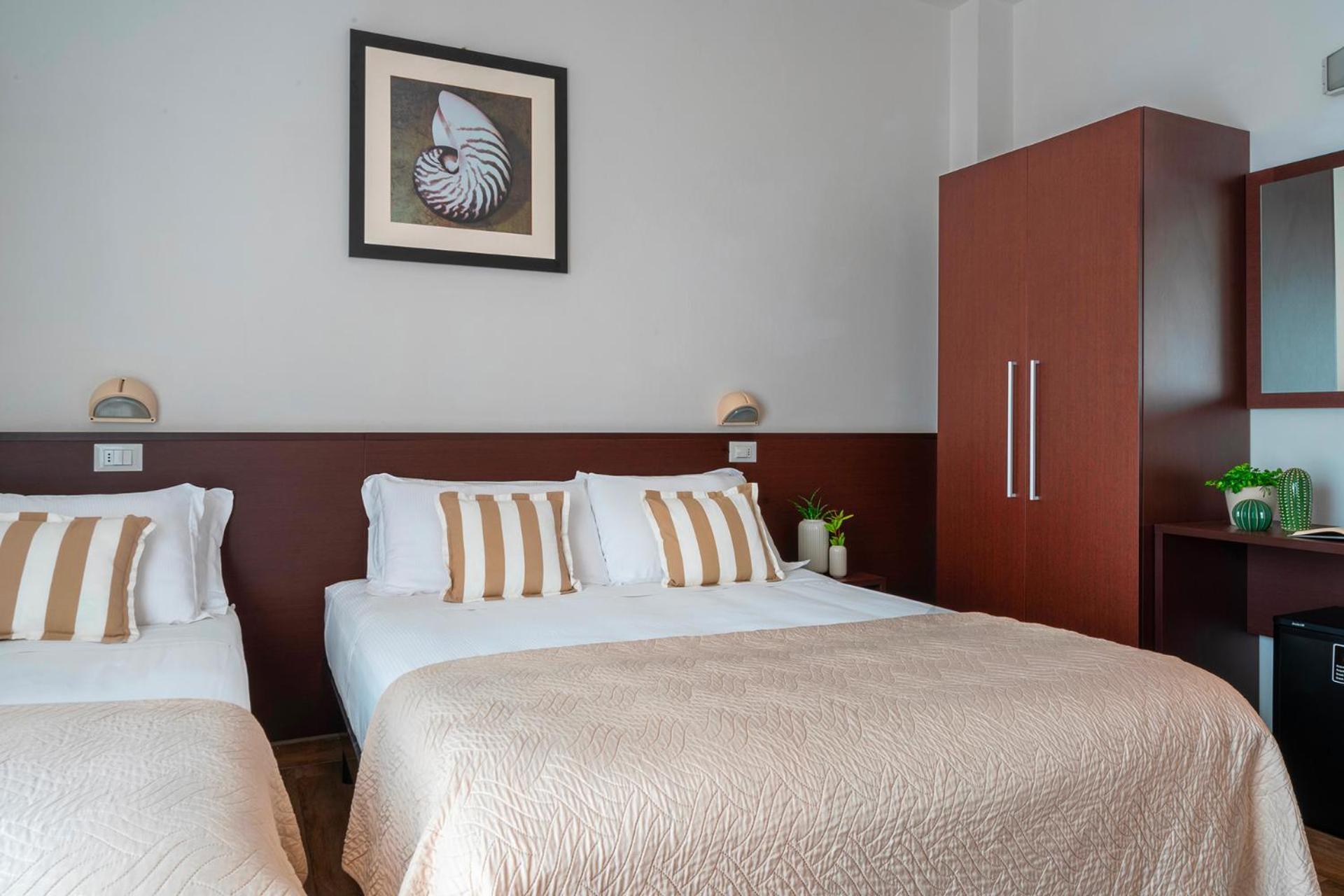 Hotel Carmen Riccione Buitenkant foto