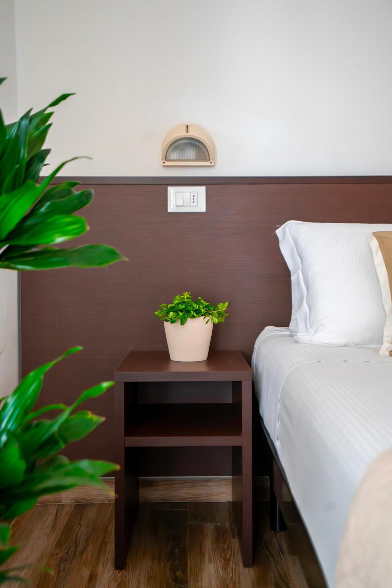 Hotel Carmen Riccione Buitenkant foto
